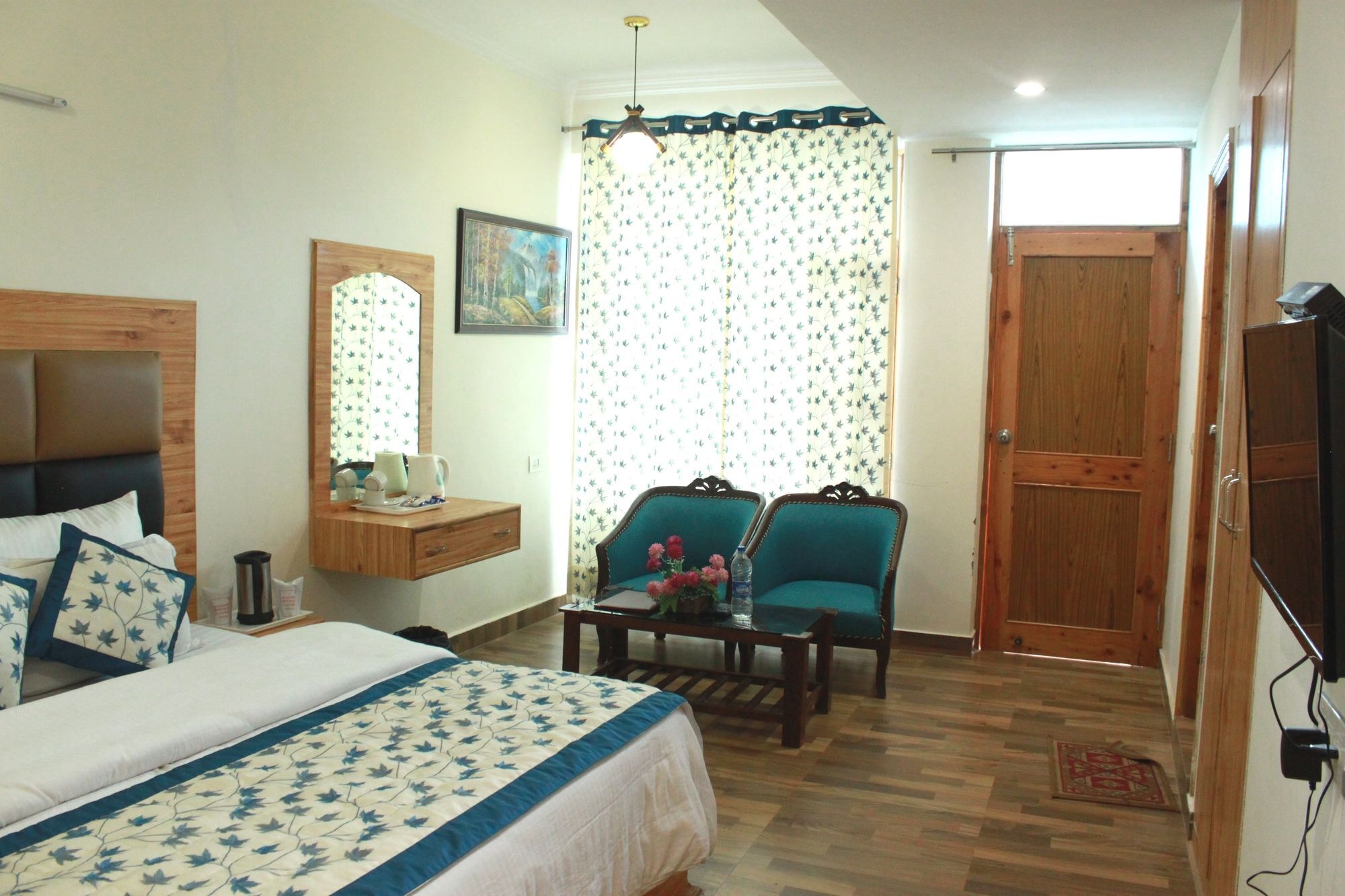 Utopia Resorts & Spa Manāli Esterno foto