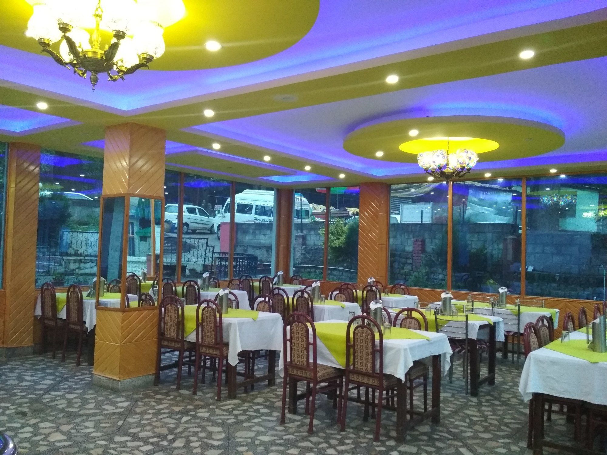 Utopia Resorts & Spa Manāli Esterno foto