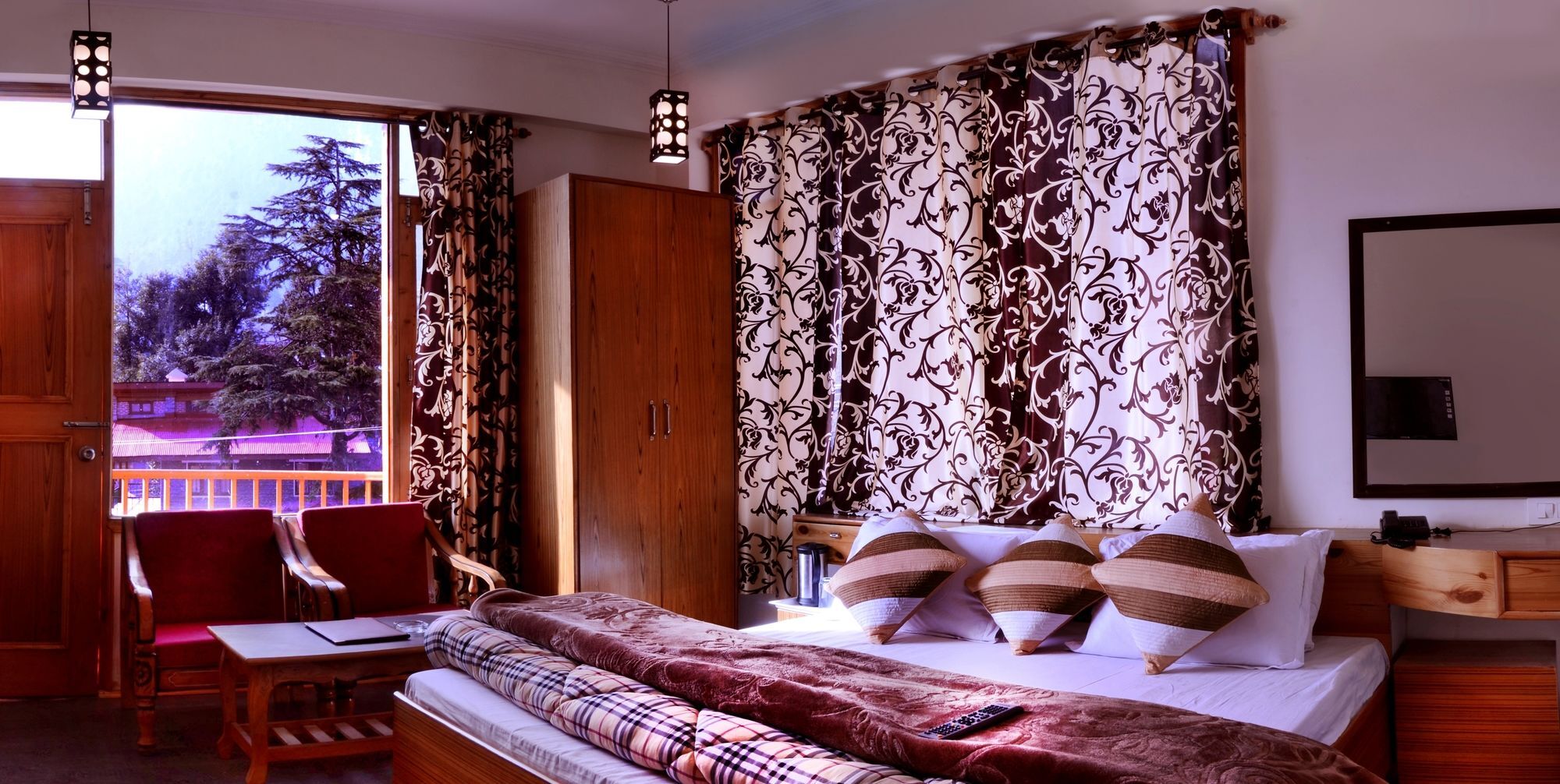 Utopia Resorts & Spa Manāli Esterno foto