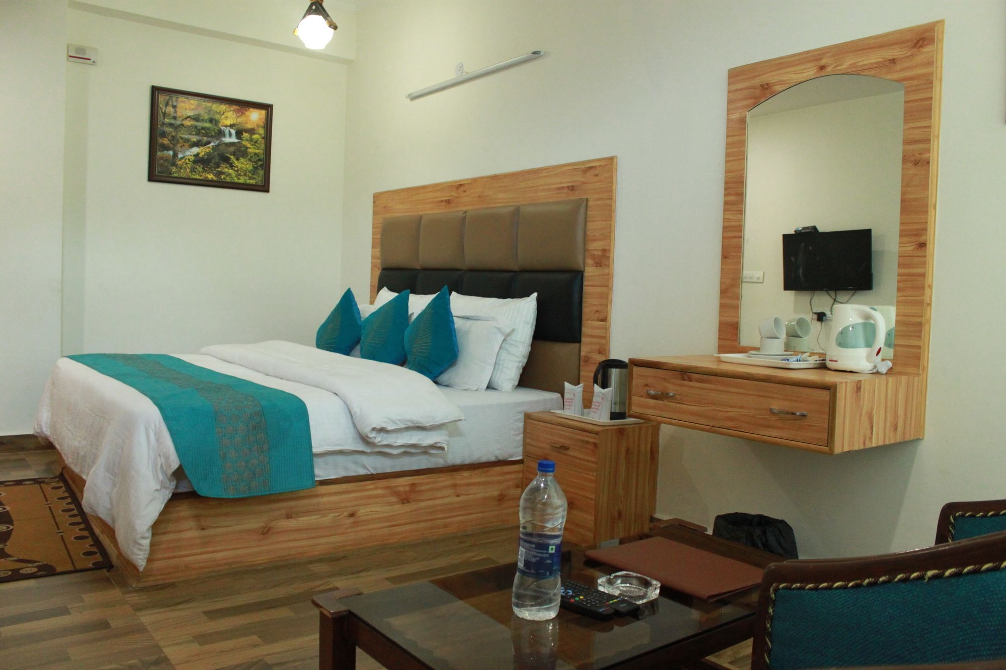 Utopia Resorts & Spa Manāli Esterno foto